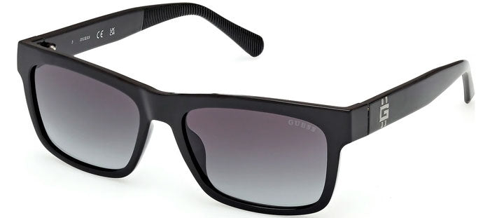 Guess GU00221