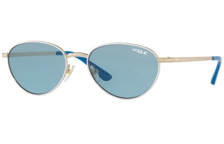 Lunettes de soleil - Vogue - VO4082S BY GIGI HADID - 848/80 PALE GOLD WHITE // BLUE