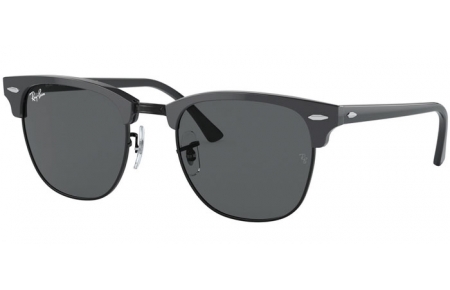 Gafas de Sol - Ray-Ban® - Ray-Ban® RB3016 CLUBMASTER - 1367B1 GREY ON BLACK // DARK GREY