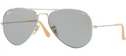 Lunettes de soleil - Ray-Ban® - Ray-Ban® RB3025 AVIATOR LARGE METAL - 9065I5 SILVER // PHOTOCROMIC BLUE