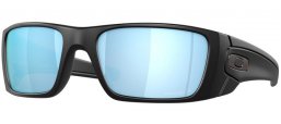 Sunglasses - Oakley - FUEL CELL OO9096 - 9096-D8 MATTE BLACK // PRIZM DEEP POLARIZED