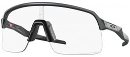 Gafas de Sol - Oakley - SUTRO LITE OO9463 - 9463-45 MATTE COAL // CLEAR TO BLACK IRIDIUM PHOTOCROMIC