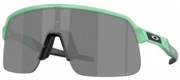Gafas de Sol - Oakley - OO9496 SUTRO LITE S - 9496-11 MATTE TRANSPARENT JADE // PRIZM BLACK