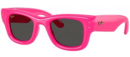 Gafas de Sol - Ray-Ban® - Ray-Ban® RB4940 WAYFARER PUFFER - 683287  FUCHSIA // DARK GREY