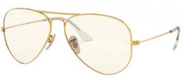 Lunettes de soleil - Ray-Ban® - Ray-Ban® RB3025 AVIATOR LARGE METAL - 001/5F SHINY GOLD // PHOTOCROMATIC GREY